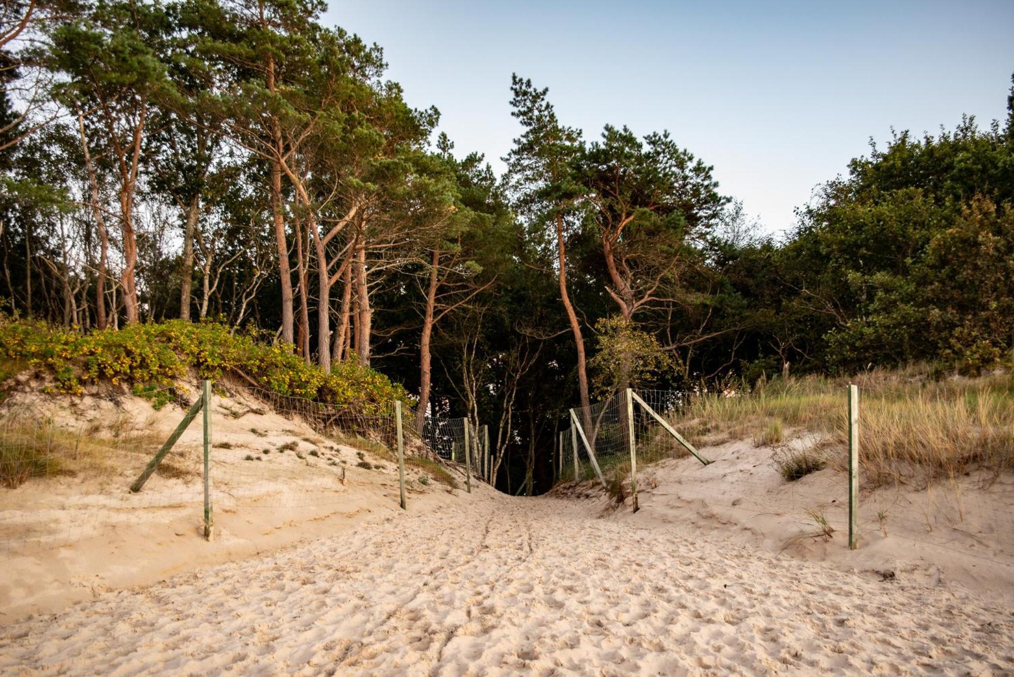 Surf Apartament I Grzybowo  Exteriör bild